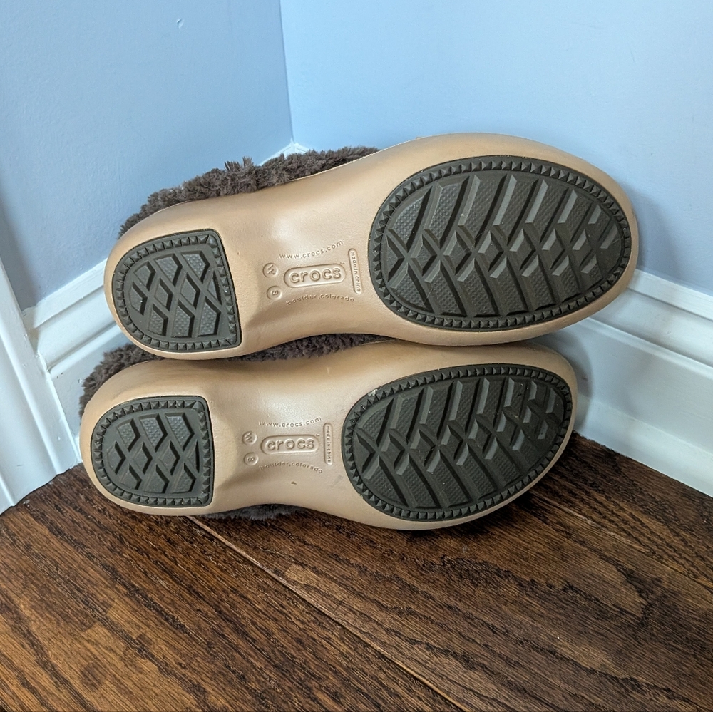 Crocs Gretel Faux Fur Clogs Size 8 - Picture 6 of 8